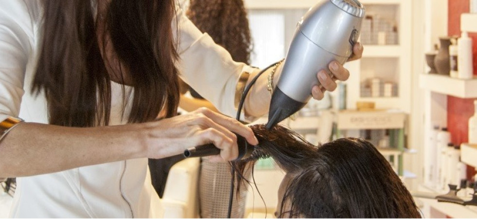 Coronavirus, Cna: I saloni di acconciatura ed estetica sono pronti a ripartire''